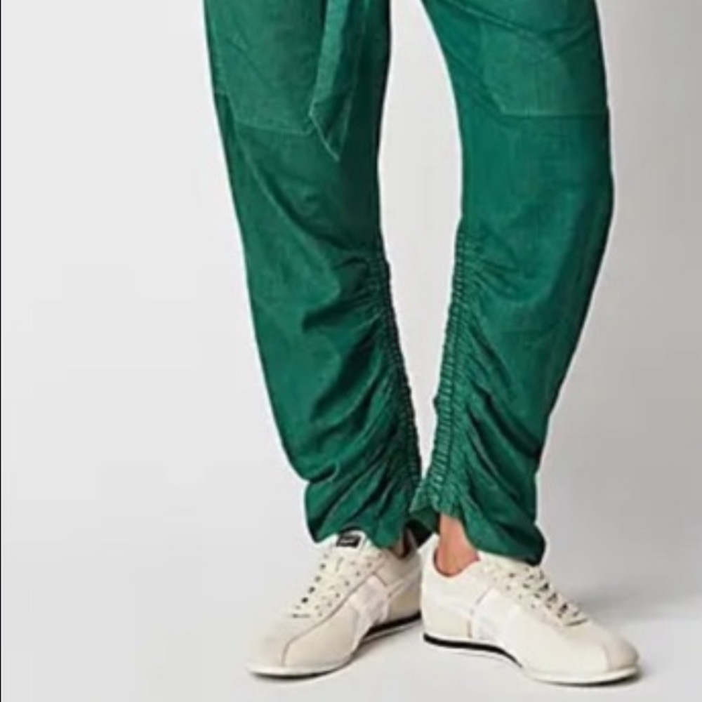 New Free People Heart Of Gold cinched trousers - Picture 3 of 6